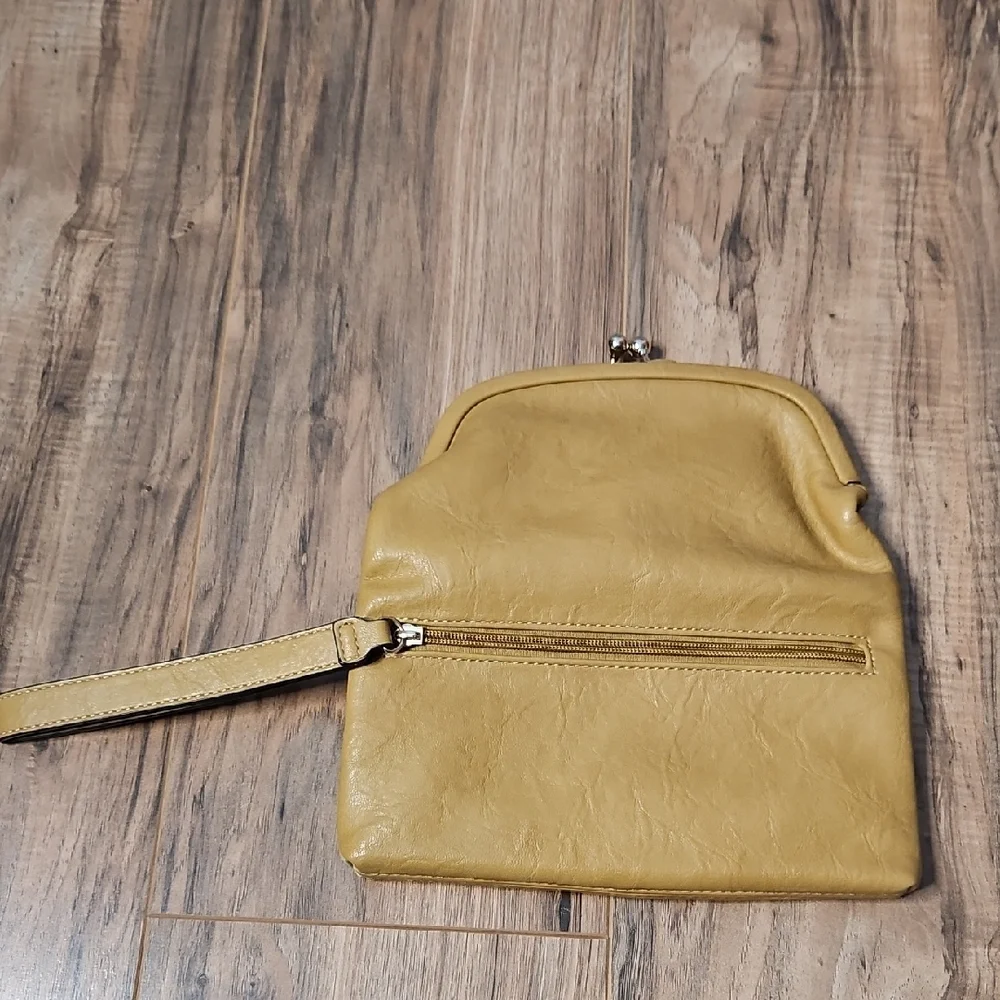 Cato Women’s Retro Whimsical Clutch Bag